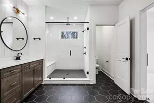 2412 Crestview Dr, Charlotte, NC 28216 - Photo 30