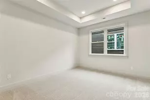 2412 Crestview Dr, Charlotte, NC 28216 - Photo 34