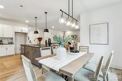 2412 Crestview Drive, Charlotte, NC 28216 - Photo 14