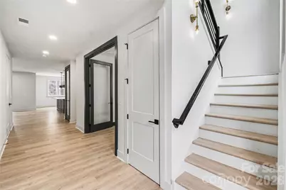 2408 Crestview Drive, Charlotte, NC 28216 - Photo 4