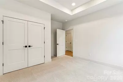 2408 Crestview Drive, Charlotte, NC 28216 - Photo 32