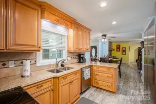 2833 Valleywood Dr, Gastonia, NC 28054 - Photo 6