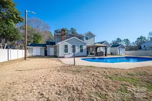 2833 Valleywood Dr, Gastonia, NC 28054 - Photo 32