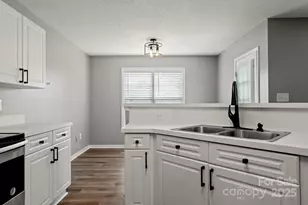 7621 Rolling Meadows Ln, Huntersville, NC 28078 - Photo 14