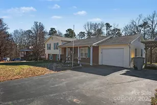 4057 Leafmore St, Concord, NC 28027 - Photo 2