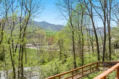 45 Mountainside Circle, Maggie Valley, NC 28751 - Photo 14