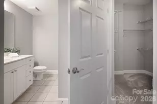 300 W 5th St, Charlotte, NC 28202 - Photo 22