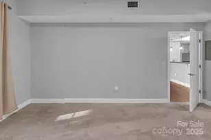 300 W 5th St, Charlotte, NC 28202 - Photo 20