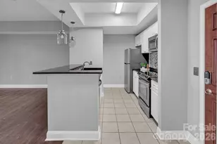 300 W 5th St, Charlotte, NC 28202 - Photo 24