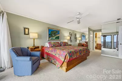 1403 Fleetwood Plaza, Hendersonville, NC 28739 - Photo 12