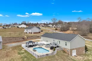 314 Stable Brook Ln, Taylorsville, NC 28681 - Photo 4