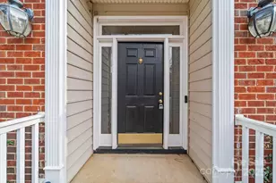 8811 Briarstone Ln, Waxhaw, NC 28173 - Photo 2