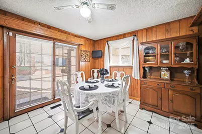 133 S Caldwell Avenue, Newton, NC 28658 - Photo 14