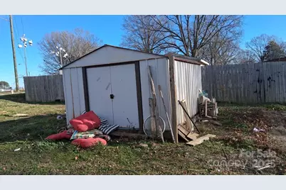 208 Panaview Drive, Gaffney, SC 29341 - Photo 2