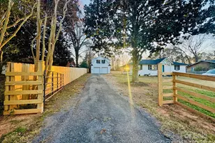 3107 Garrison Dr, Charlotte, NC 28269 - Photo 2