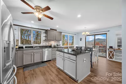 620 Glenview Road, Newland, NC 28657 - Photo 8