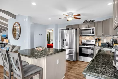 620 Glenview Road, Newland, NC 28657 - Photo 10