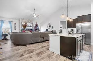 122 Cotton Creek Dr, Troutman, NC 28166 - Photo 8