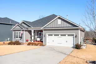 122 Cotton Creek Dr, Troutman, NC 28166 - Photo 1