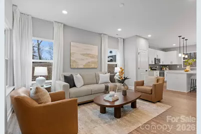 8821 Dogwood Drive, Charlotte, NC 28215 - Photo 10