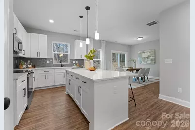 8821 Dogwood Drive, Charlotte, NC 28215 - Photo 4