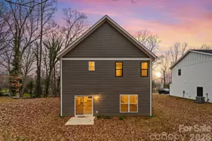 8823 Dogwood Dr, Charlotte, NC 28215 - Photo 28