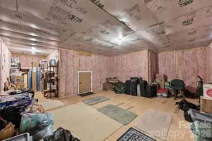 9610 Cresswind Blvd, Charlotte, NC 28215 - Photo 38