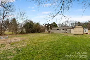 187 Harris St, Waynesville, NC 28786 - Photo 22