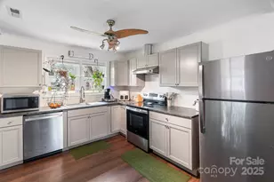 187 Harris St, Waynesville, NC 28786 - Photo 10