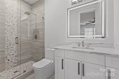 8804 Casa Lake Drive, Charlotte, NC 28215 - Photo 34