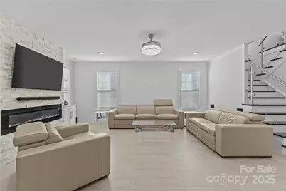 8804 Casa Lake Drive, Charlotte, NC 28215 - Photo 48