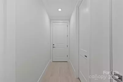 8804 Casa Lake Drive, Charlotte, NC 28215 - Photo 38