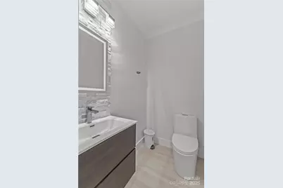 8804 Casa Lake Drive, Charlotte, NC 28215 - Photo 40