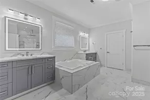 8804 Casa Lake Dr, Charlotte, NC 28215 - Photo 28