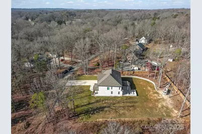 8804 Casa Lake Drive, Charlotte, NC 28215 - Photo 4