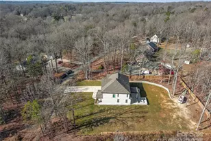 8804 Casa Lake Dr, Charlotte, NC 28215 - Photo 4