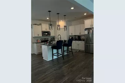 11203 Pagebrook Lane, Charlotte, NC 28214 - Photo 6