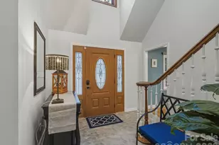 13401 Harbor Oaks Ln, Charlotte, NC 28278 - Photo 4