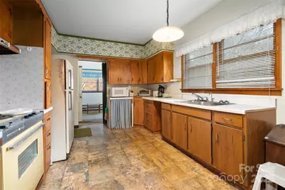 20826 Great Smoky Mountain Expressway, Waynesville, NC 28786 - Photo 36