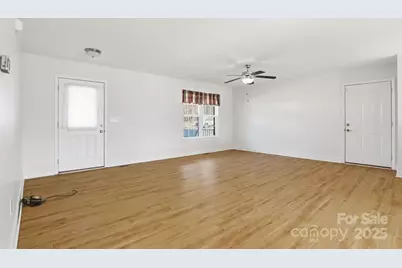 158 Polly Drive, Statesville, NC 28625 - Photo 6