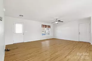 158 Polly Dr, Statesville, NC 28625 - Photo 6