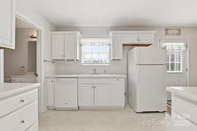 158 Polly Drive, Statesville, NC 28625 - Photo 10