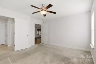 158 Polly Dr, Statesville, NC 28625 - Photo 12