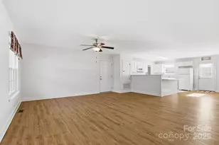 158 Polly Dr, Statesville, NC 28625 - Photo 4