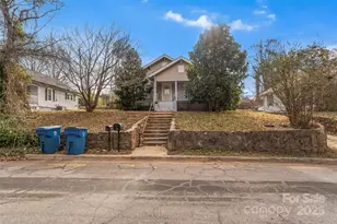 77 Archer St, Granite Falls, NC 28630 - Photo 4