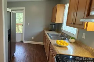 400 Keswick Ave, Charlotte, NC 28206 - Photo 8