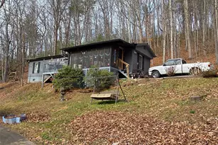 17 Shena Dr, Waynesville, NC 28785 - Photo 2