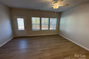 7013 Alpharetta St, Charlotte, NC 28216 - Photo 6