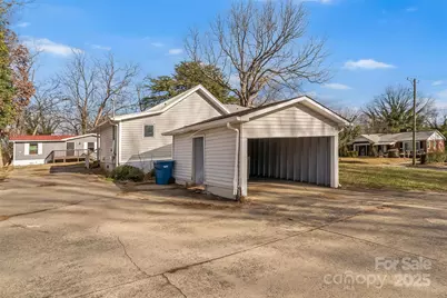 618 S Center Street, Hickory, NC 28602 - Photo 4