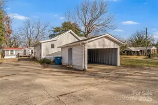 618 S Center St, Hickory, NC 28602 - Photo 4